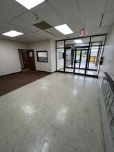 707 Robins St, Conway, AR for lease Interior Photo- Image 2 of 14