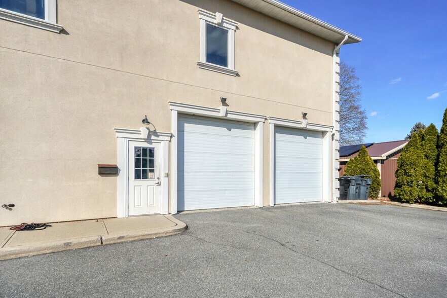 210 3rd Ave, Alpha, NJ à vendre - Photo du bâtiment - Image 3 de 16