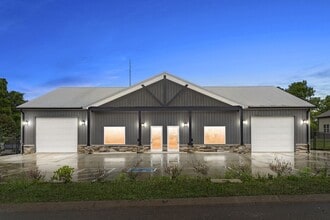 1811 Mercantile Dr, Clarksville, TN à louer Photo du bâtiment- Image 1 de 21