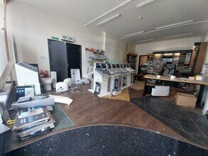 4-6 Robin Ln, Pudsey à louer Photo intérieure- Image 2 de 4