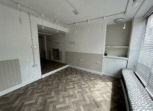 7 Abbey Rd, Bourne for lease Interior Photo- Image 2 of 7