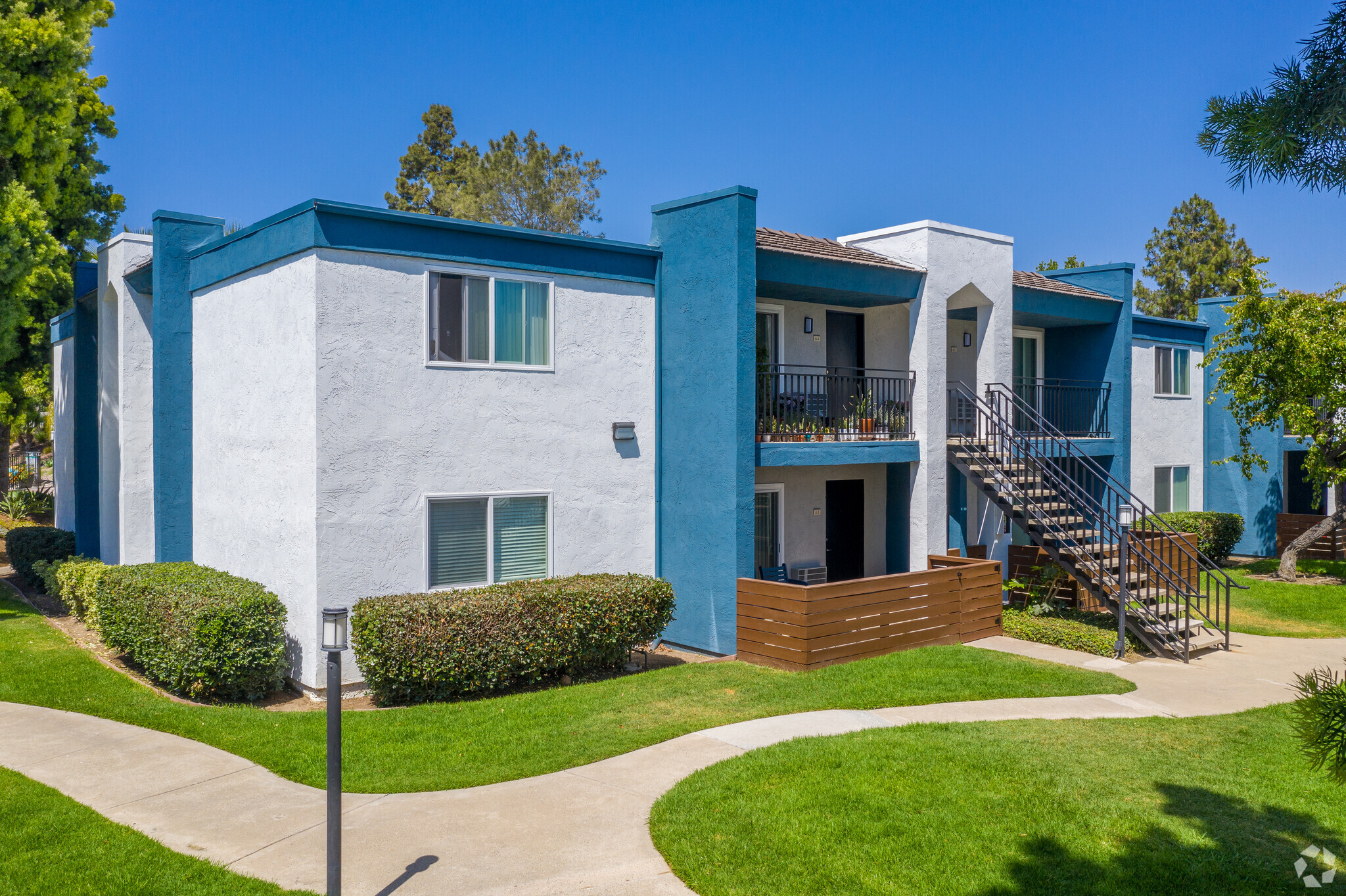 7400 Parkway Dr, La Mesa, CA for sale Primary Photo- Image 1 of 1