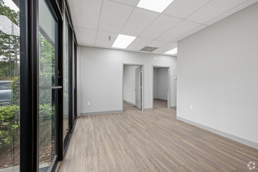 2660 Holcomb Bridge Rd, Roswell, GA à louer - Photo intérieure - Image 2 de 50