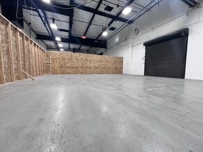 3901 SE Naef Rd, Portland, OR for lease Interior Photo- Image 2 of 8