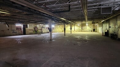 2 Campion Rd, New Hartford, NY for lease Interior Photo- Image 2 of 3