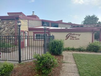 Plus de détails pour 2135 Democrat Rd, Memphis, TN - Vente au détail à vendre