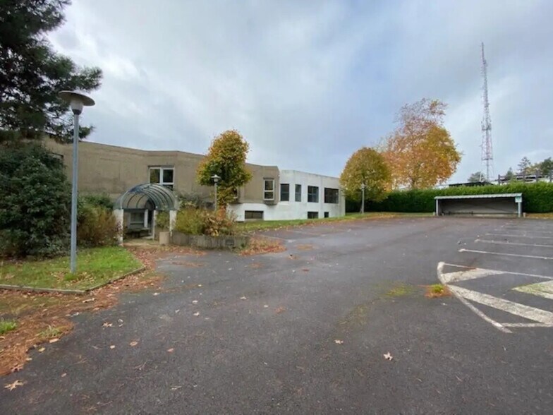 Office in Cesson-Sévigné for lease - Building Photo - Image 2 of 11