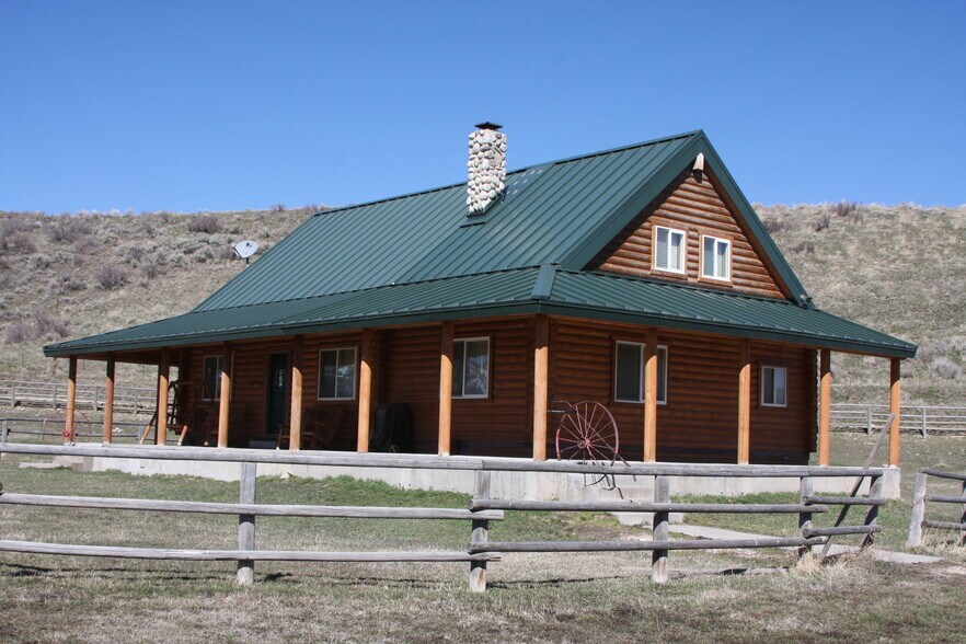 Stauffer Canyon Road, Nounan, ID à vendre - Photo du bâtiment - Image 2 de 5
