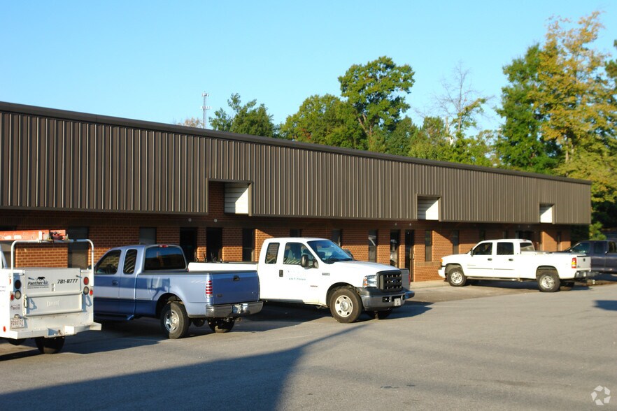 3545 Dreher Shoals Rd, Irmo, SC à louer - Photo du bâtiment - Image 3 de 6