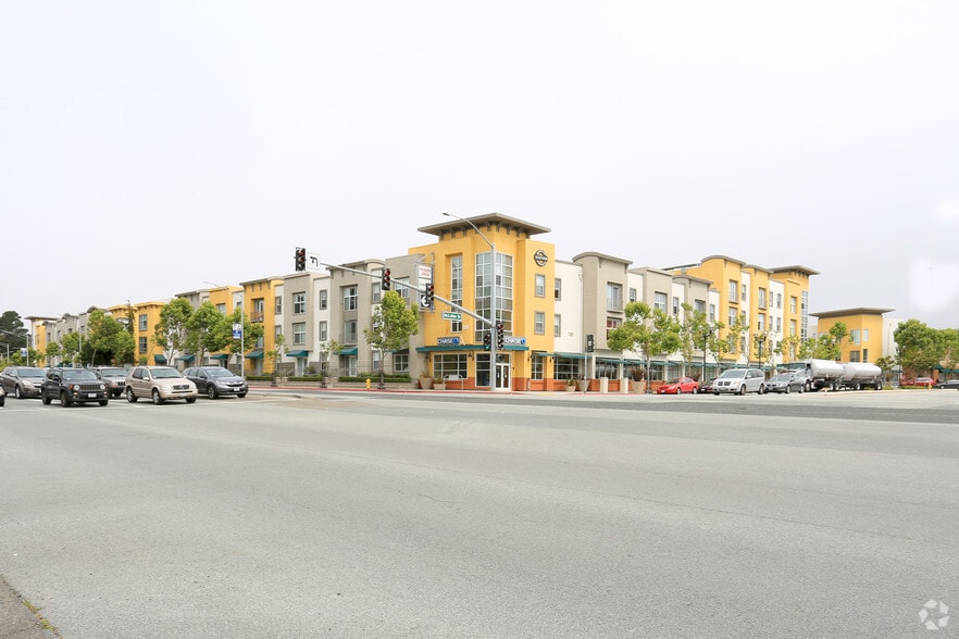 101 McLellan Dr, South San Francisco, CA for lease - Building Photo - Image 1 of 23