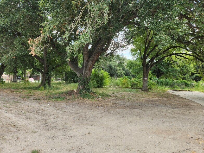 4002 Katy Hockley Cut Off Rd, Katy, TX à vendre - Photo du bâtiment - Image 2 de 3