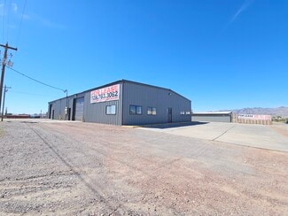Plus de détails pour 1470 E Gardena Rd, Fort Mohave, AZ - Local d'activités à louer