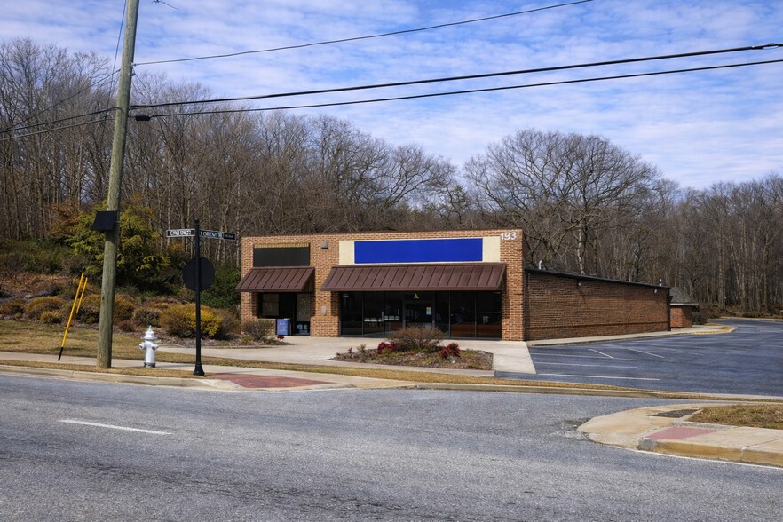 193 E Pike St, Lawrenceville, GA à vendre - Photo du bâtiment - Image 3 de 4