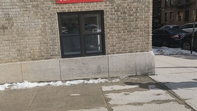 2080-2090 Grand Concourse, Bronx, NY à louer - Vidéo sur l’inscription commerciale 