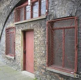 344-349 Camberwell Station Rd, Londres à louer - Photo du bâtiment - Image 2 de 2