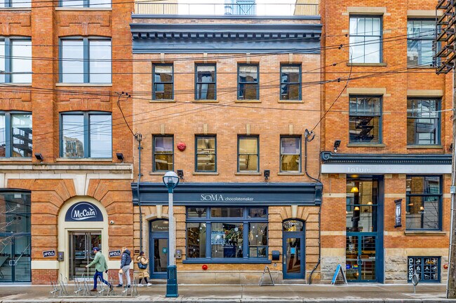 Plus de détails pour 441-443 King St W, Toronto, ON - Bureau à louer