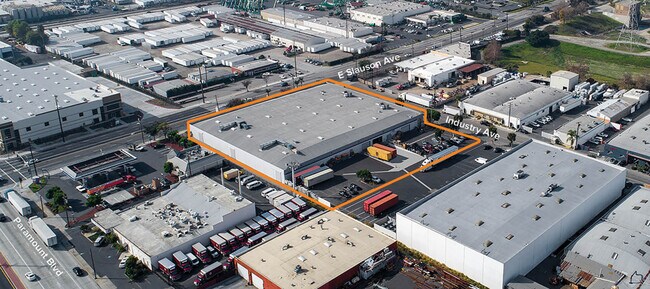 Plus de détails pour 8401 E Slauson Ave, Pico Rivera, CA - Industriel à louer