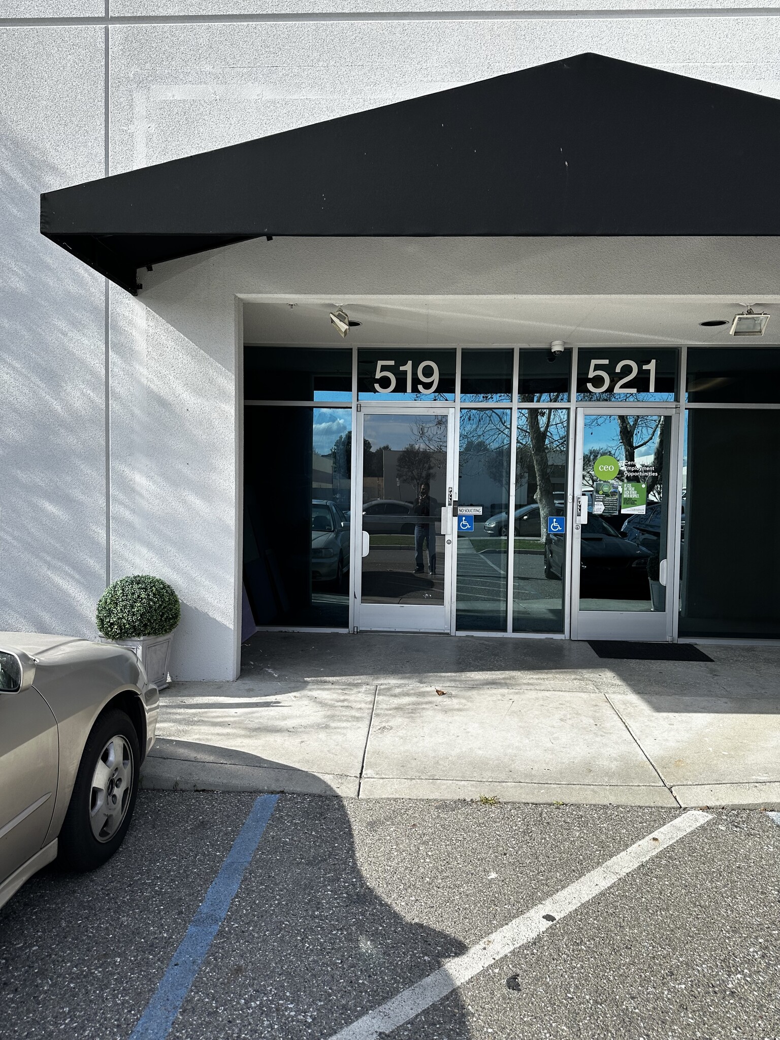 519-525 Parrott St, San Jose, CA à louer Photo intérieure- Image 1 de 6