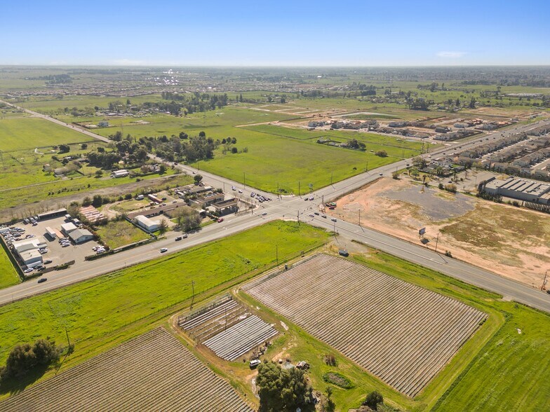 8922 Florin Rd, Sacramento, CA à vendre - Photo du bâtiment - Image 2 de 6