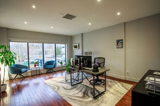 1455 Ellis St, Kelowna, BC for lease Interior Photo- Image 2 of 3