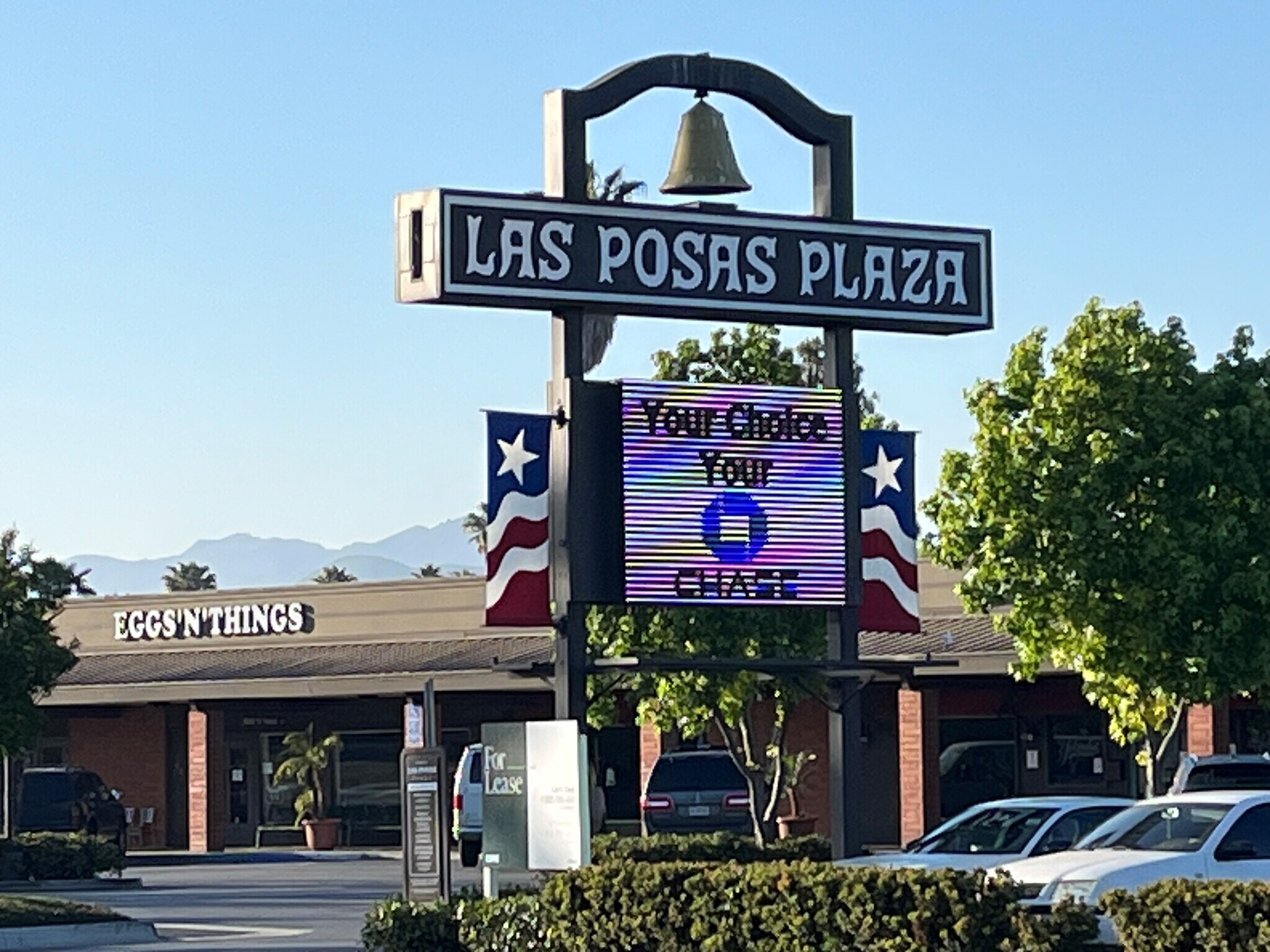 506-674 Las Posas Rd, Camarillo, CA for lease Building Photo- Image 1 of 5