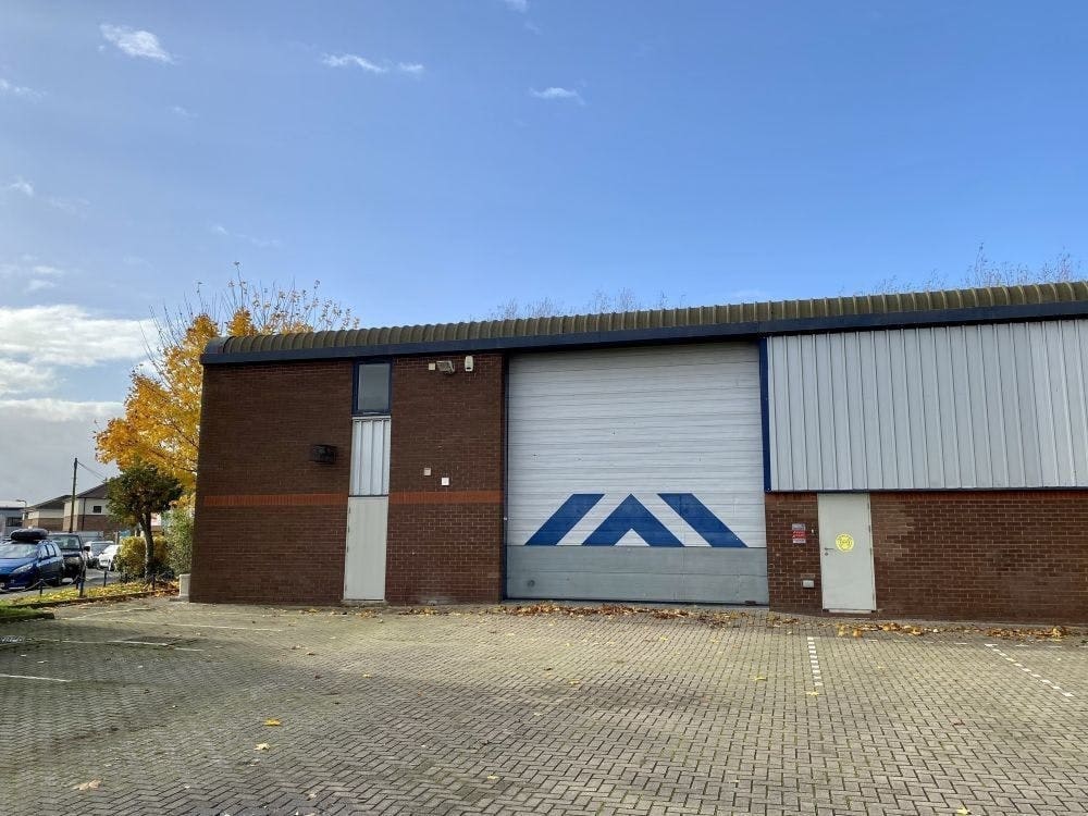 7 Wedgwood Rd, Bicester for lease Building Photo- Image 1 of 8