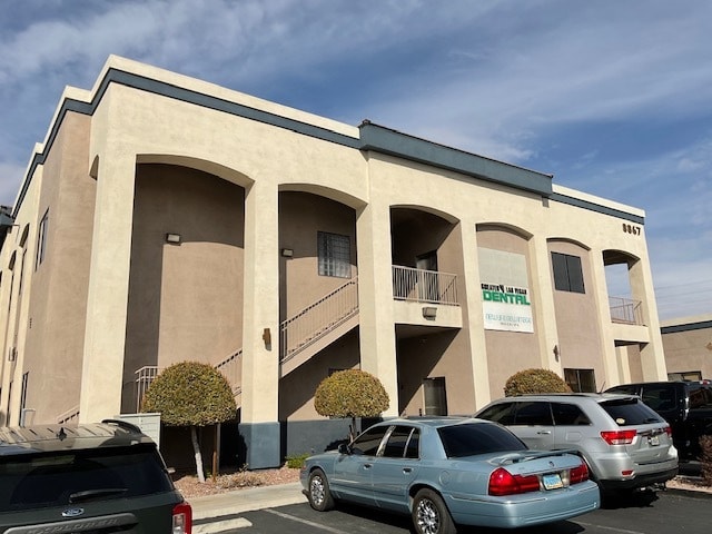 8867 W Flamingo Rd, Las Vegas, NV 89147 - Unité 200 - - Photo intérieure - Image 2 of 17