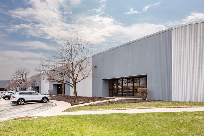 More details for 890 Supreme Dr, Bensenville, IL - Industrial for Lease