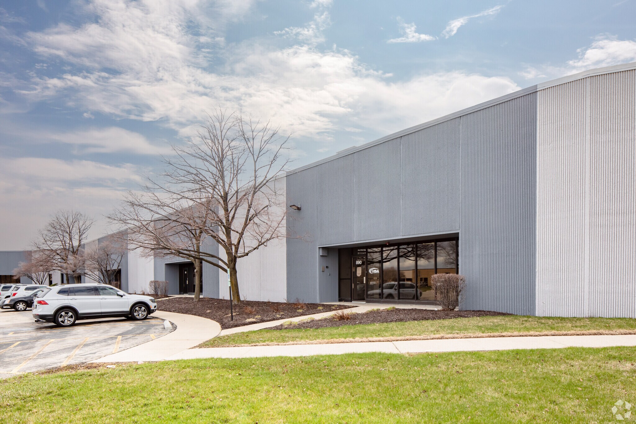 890 Supreme Dr, Bensenville, IL à louer Photo du bâtiment- Image 1 de 11
