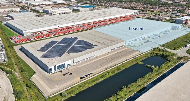 Plus de détails pour 100 Ironside Dr, Brampton, ON - Industriel à louer