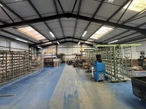 Talewater, Talaton for lease Interior Photo- Image 2 of 3