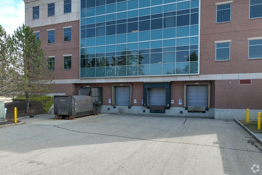 100 Liberty Way, Dover, NH for lease - Building Photo - Image 2 of 4