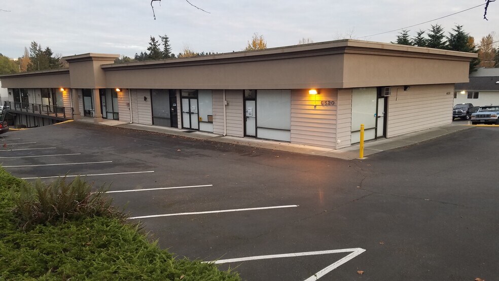 6520 212th St SW, Lynnwood, WA for lease - Building Photo - Image 1 of 3