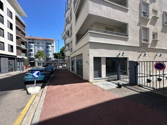 Plus de détails pour Commerce de détail à louer