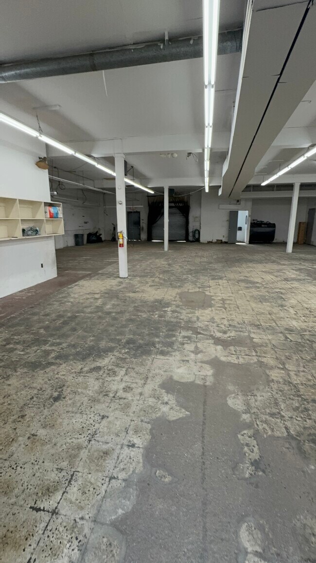 More details for 210-218 Front St, Hempstead, NY - Office, Industrial for Lease