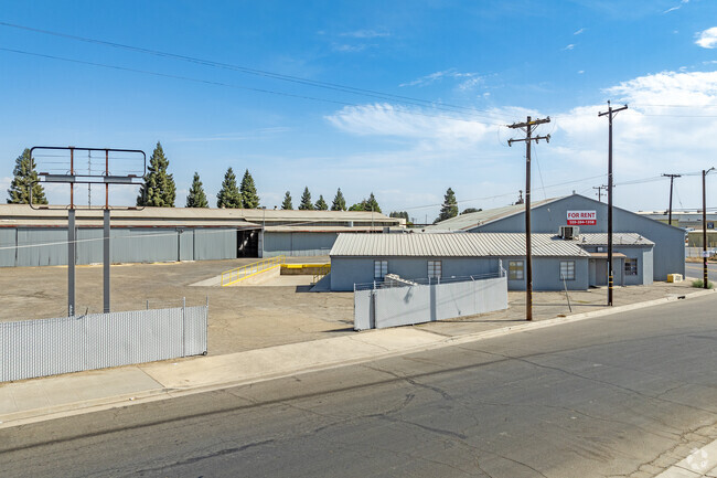 Plus de détails pour 3200 E Central Ave, Fresno, CA - Industriel à louer