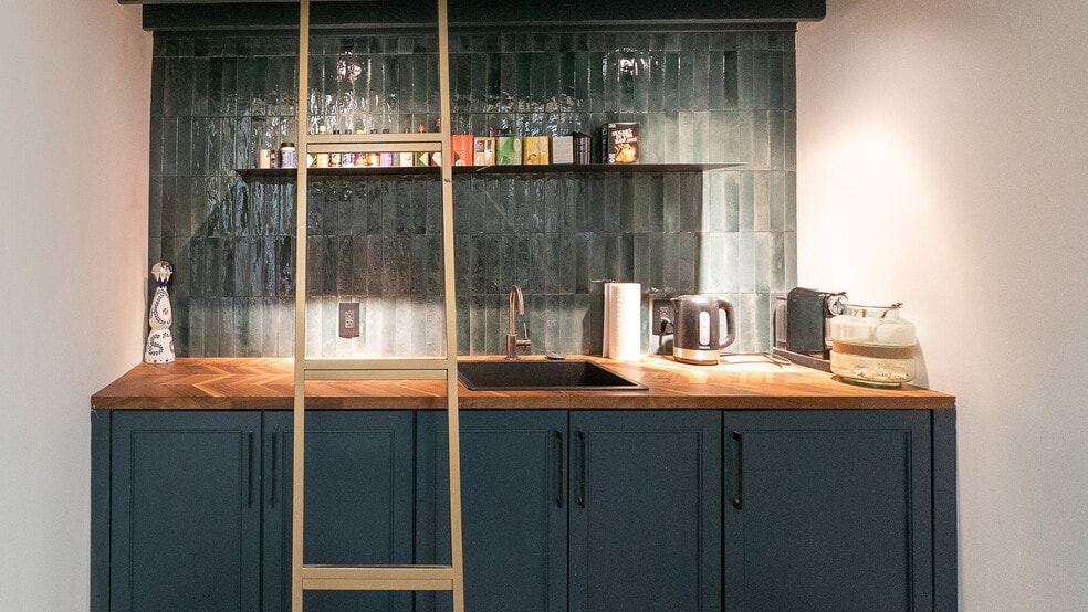 6001 NW 7th Ave, Miami, FL for sale - Interior Photo - Image 3 of 11