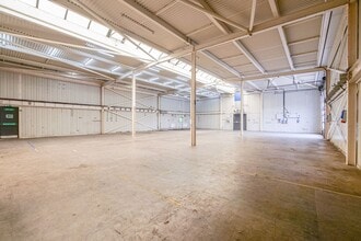 10 Barnes Wallis Rd, Fareham for lease Interior Photo- Image 1 of 5