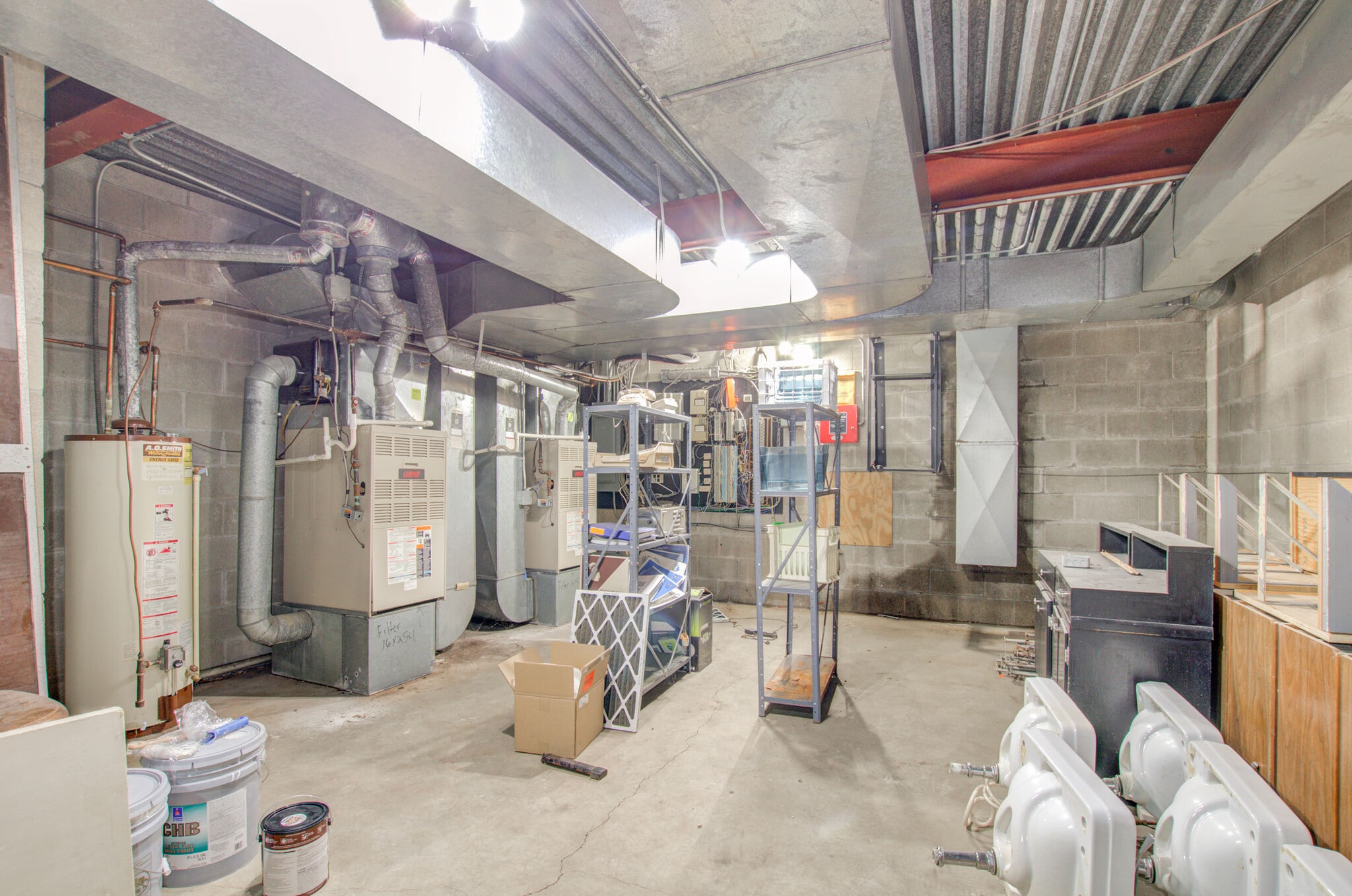 1010 Burr St, Jackson, MI for sale Interior Photo- Image 1 of 26