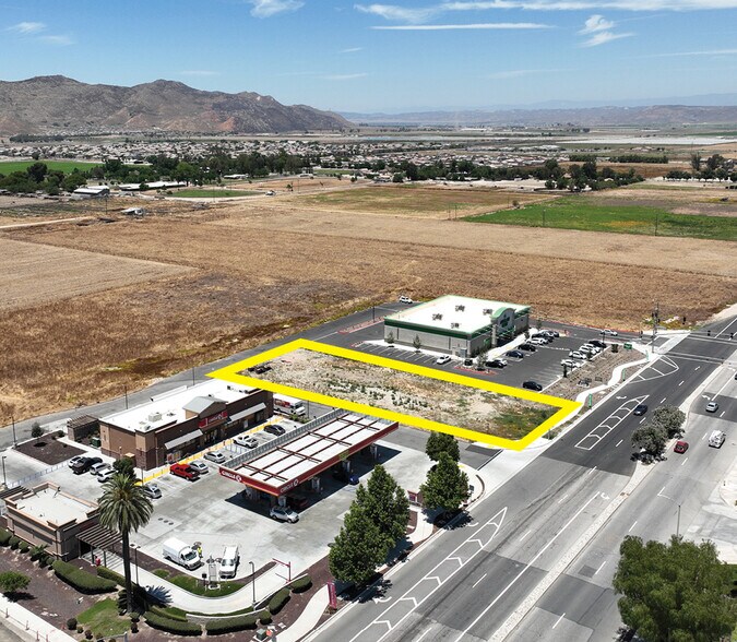 0 S Sanderson, San Jacinto, CA à vendre - Photo du bâtiment - Image 3 de 8