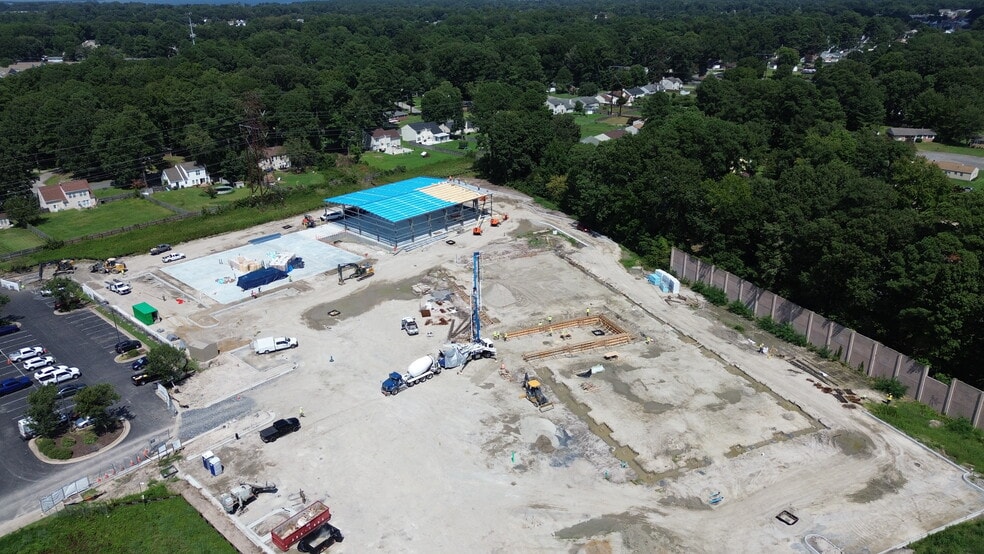 1050 University Blvd, Portsmouth, VA for lease - Building Photo - Image 2 of 4