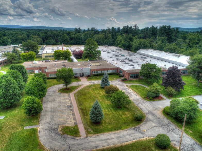 150 Congress St, Keene, NH à vendre - Photo du bâtiment - Image 2 de 49