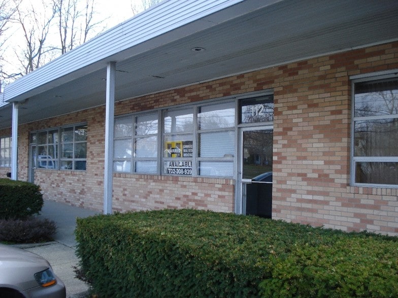 108-116 Fortunato Pl, Neptune, NJ for lease - Building Photo - Image 2 of 5