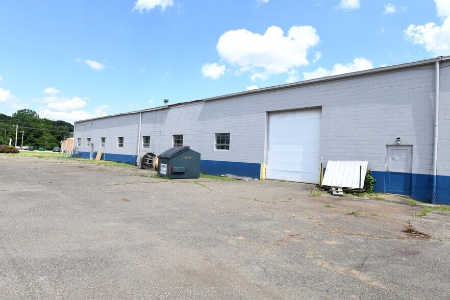 1150-1160 Newark Rd, Zanesville, OH à vendre - Photo du bâtiment - Image 3 de 19