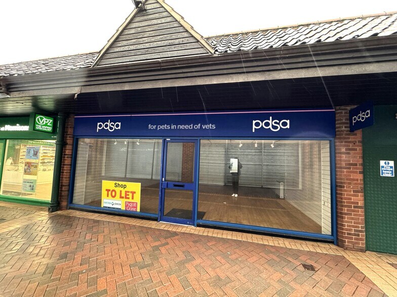St Peters Hl, Grantham for lease - Building Photo - Image 3 of 4
