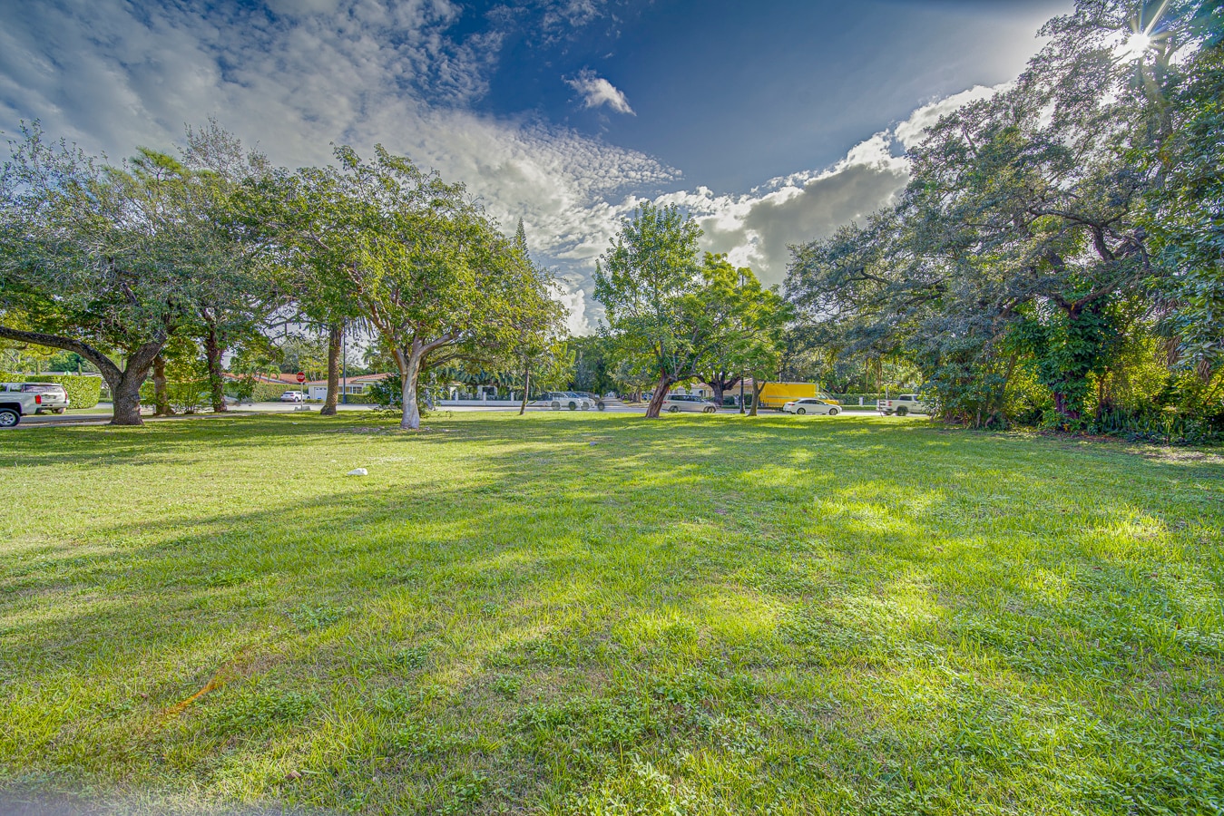 400 Fluvia Ave, Coral Gables, FL for sale Primary Photo- Image 1 of 3