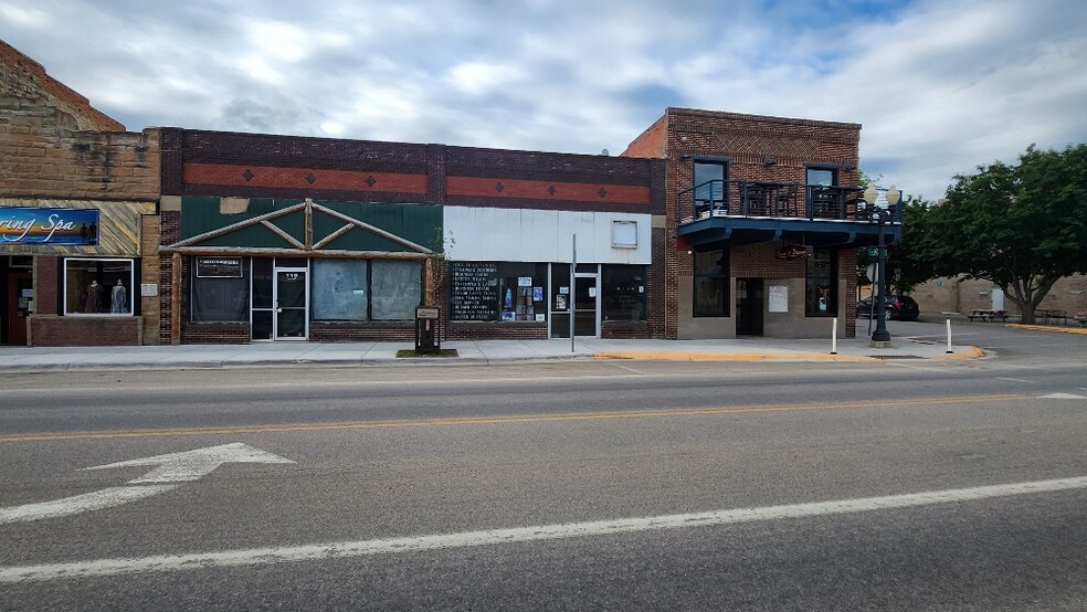 121 W Main St, Lewistown, MT for sale - Primary Photo - Image 1 of 31