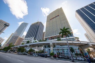 50 Biscayne Blvd, Miami, FL à louer Photo intérieure- Image 1 de 18