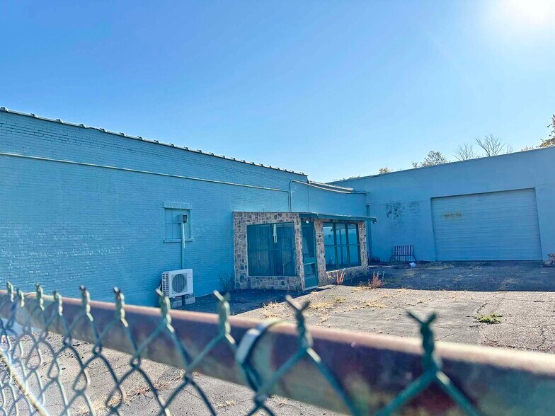 540 S Main St, Wilkes Barre, PA à vendre - Photo du bâtiment - Image 3 de 21