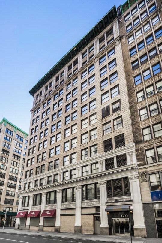 33 Irving Pl, New York, NY à louer Photo du bâtiment- Image 1 de 14